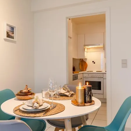 Huswell - Charming Nearby The
