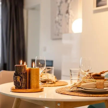 Apartament Huswell - Charming Nearby The *