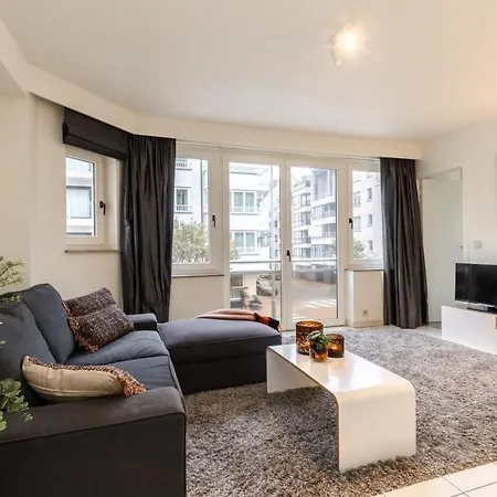 Huswell - Charming Nearby The *