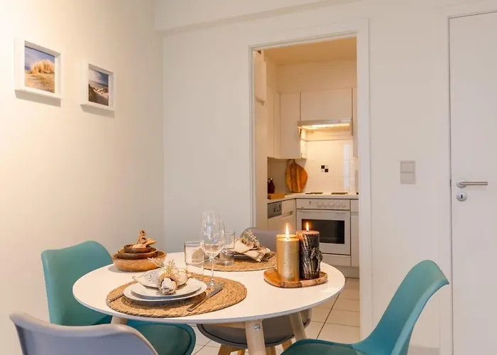 Huswell - Charming Nearby The